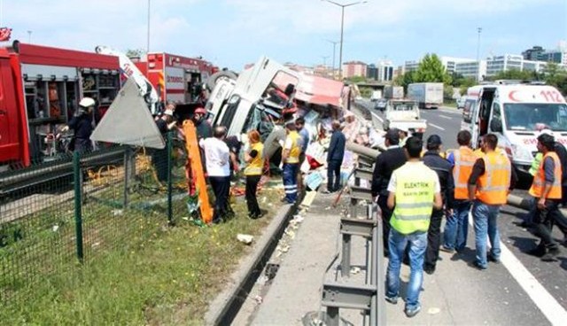 istanbul kavacık trafik kazası.jpg