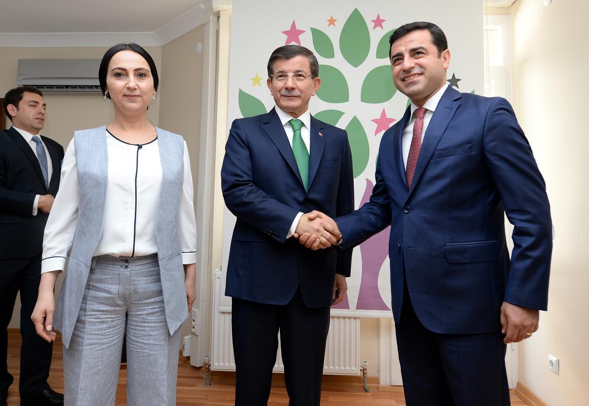 ak-parti-hdp-görüşmesinde-son-dakika-gelişme.jpg