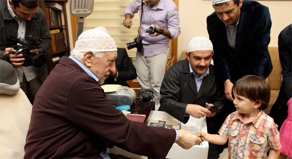 gulen-bayramlasti.jpg