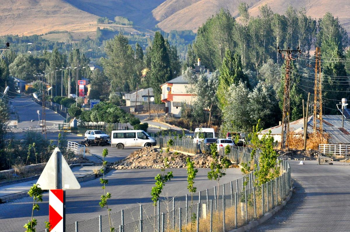 şirnak-ve-vanda-pkk-saldirisi-tsk-operasyon-başlatti.20150817131537.jpg